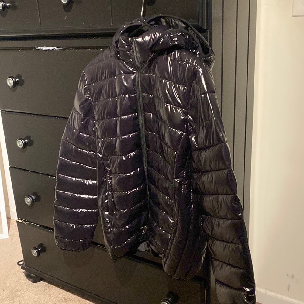 Shiny puffer coat
